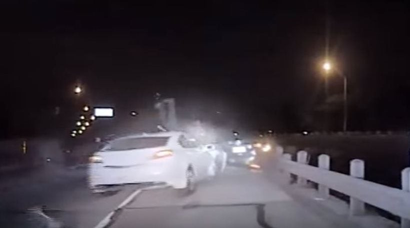 Τέξας: Μεθυσμένος οδηγός «πέταξε» στον αέρα αστυνομικό που έκανε έλεγχο σε άλλο όχημα